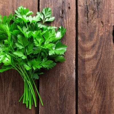 PIETRUSZKA SUSZONA NATKA 200g